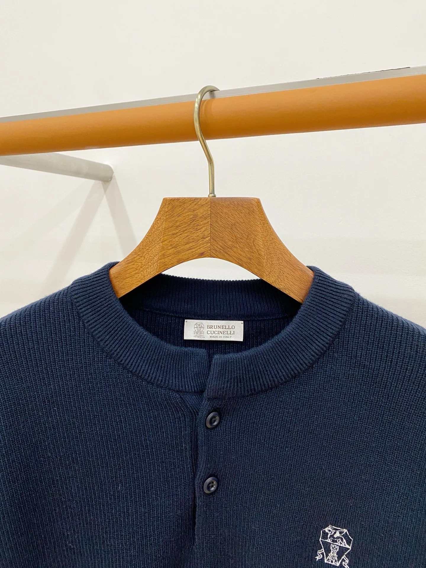 BC Classic is an old-money, gentlemanly and elegant style. The Classic Polo sweater is outlined in lines. There are always some items that can transcend seasons and trends and become eternal Classics. Selected top-quality wool fabrics are soft and silky to the touch, giving you just the right wearing experience in the warm sunshine of autumn and winter. The classic Polo collar design, with exquisite three buttons, is simple yet stylish, showing the unique sophistication and charm of men. It adds a touch of bright color to the whole, highlighting the wearer's unique taste. And the unique line design not only modifies the body shape, but also adds elegance and calmness. Every detail, every stitch and every detail has been carefully crafted to ensure excellent quality and durability! Sizes: M-3XL (48-56)
